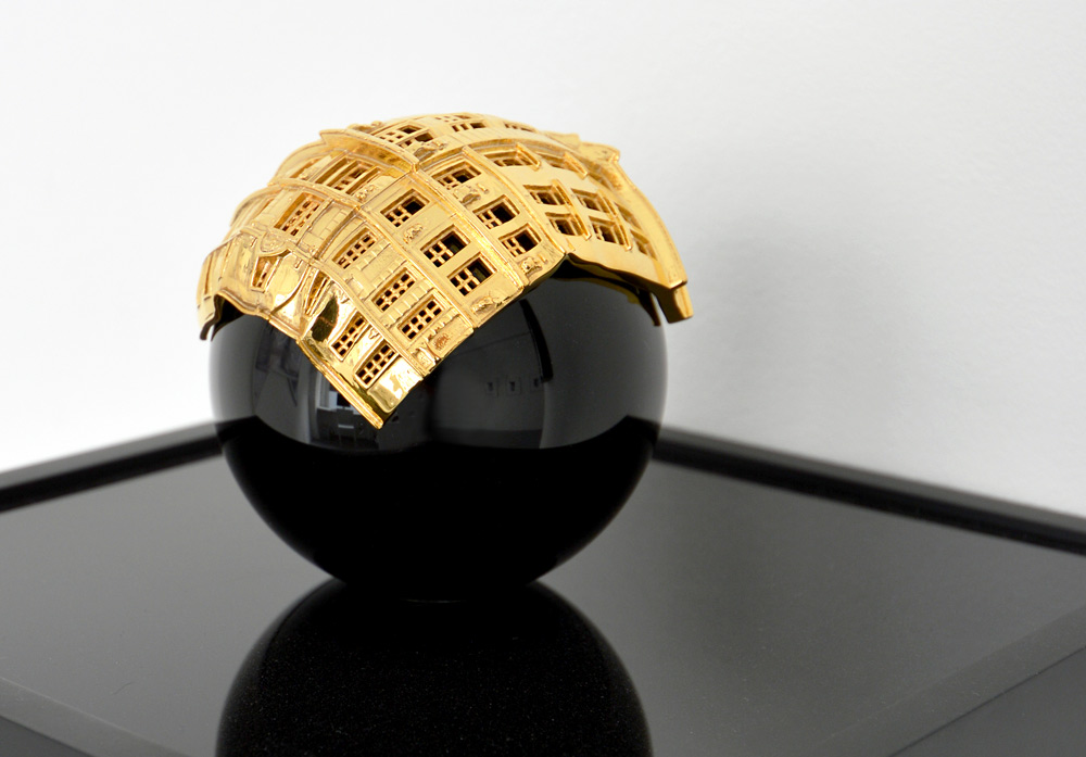 detail of 3D printed sculpture showing New York architecture like a type of fabric